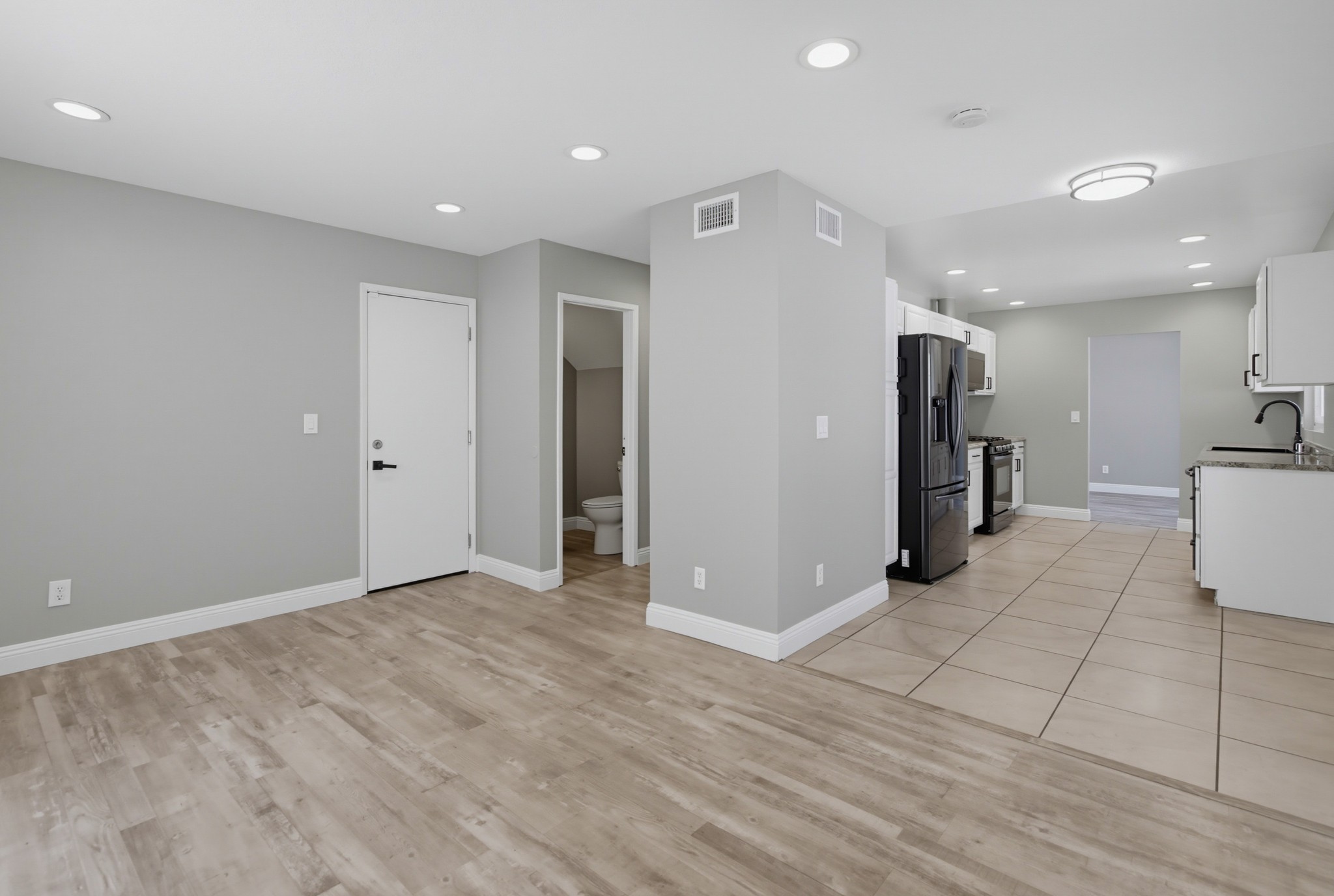 Virtual tour photo 14 of 52 for 1810 Manzanita Ct