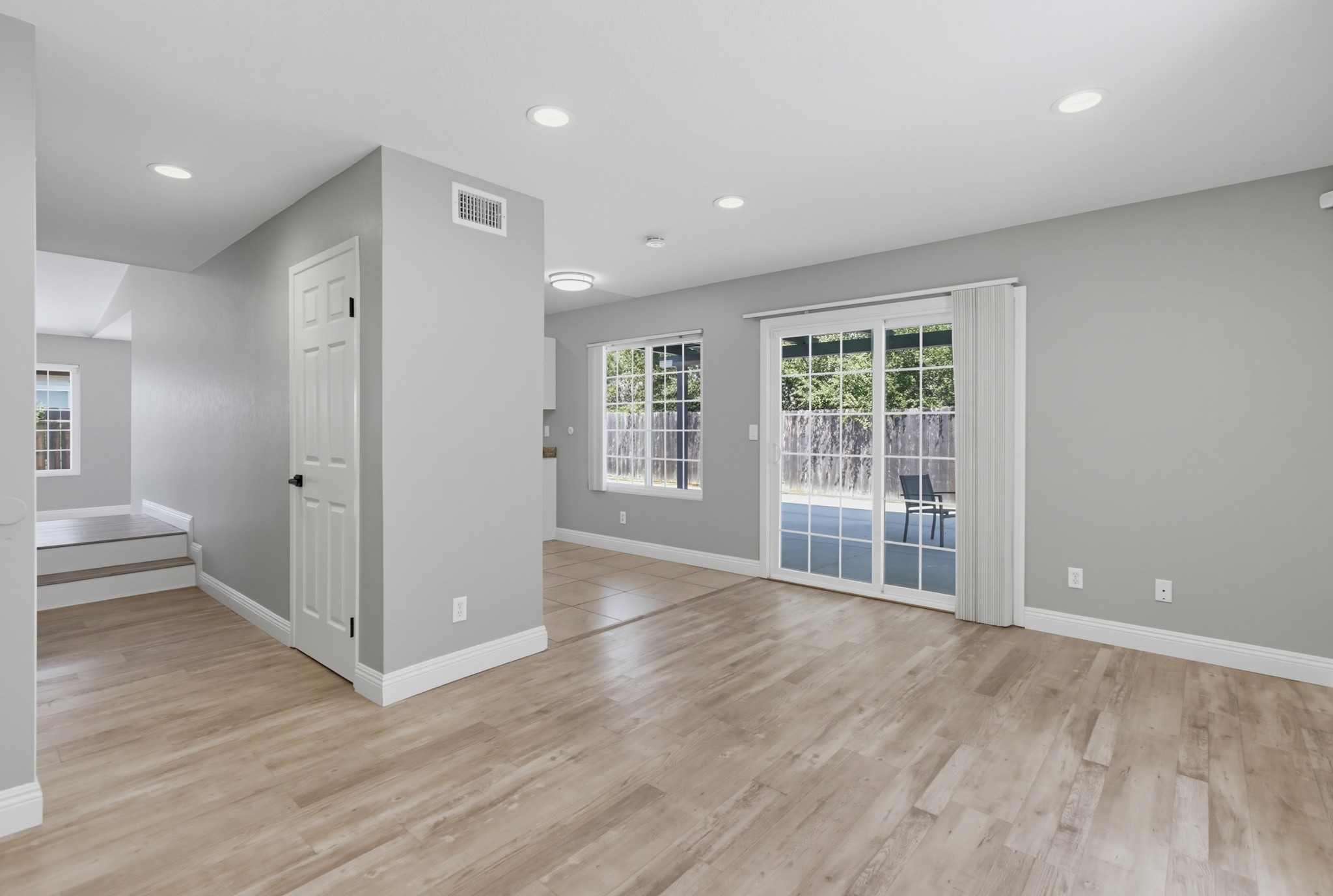 Virtual tour photo 15 of 52 for 1810 Manzanita Ct