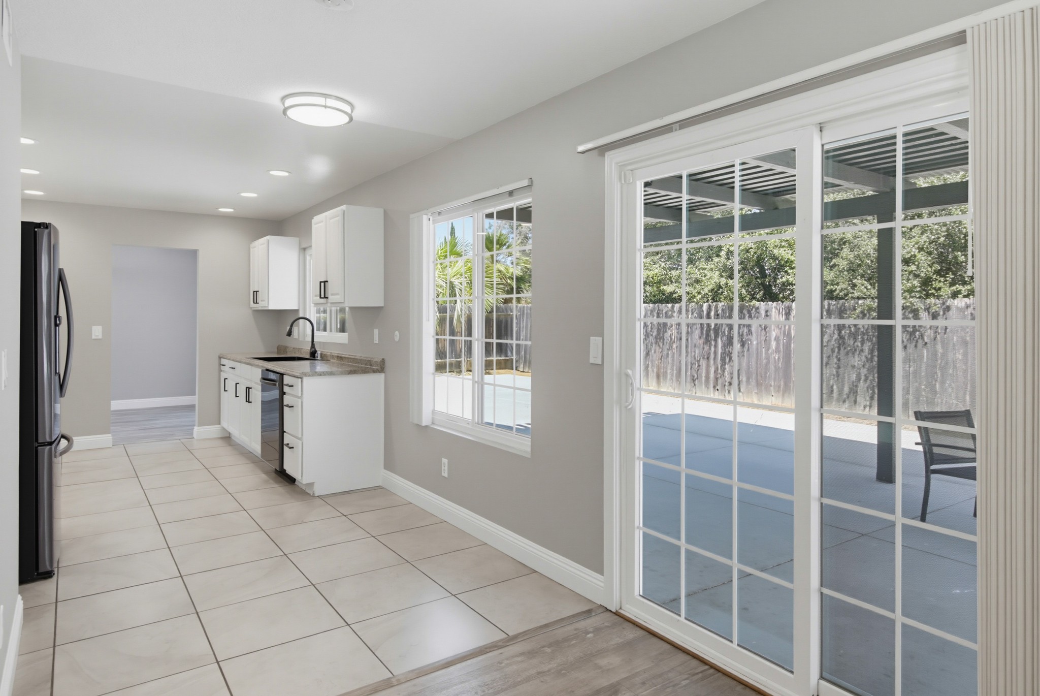 Virtual tour photo 17 of 52 for 1810 Manzanita Ct