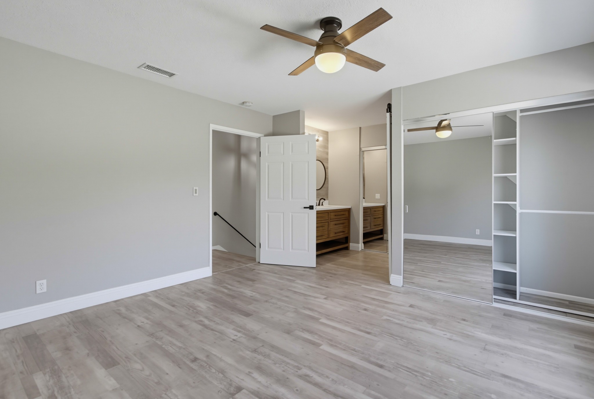 Virtual tour photo 26 of 52 for 1810 Manzanita Ct