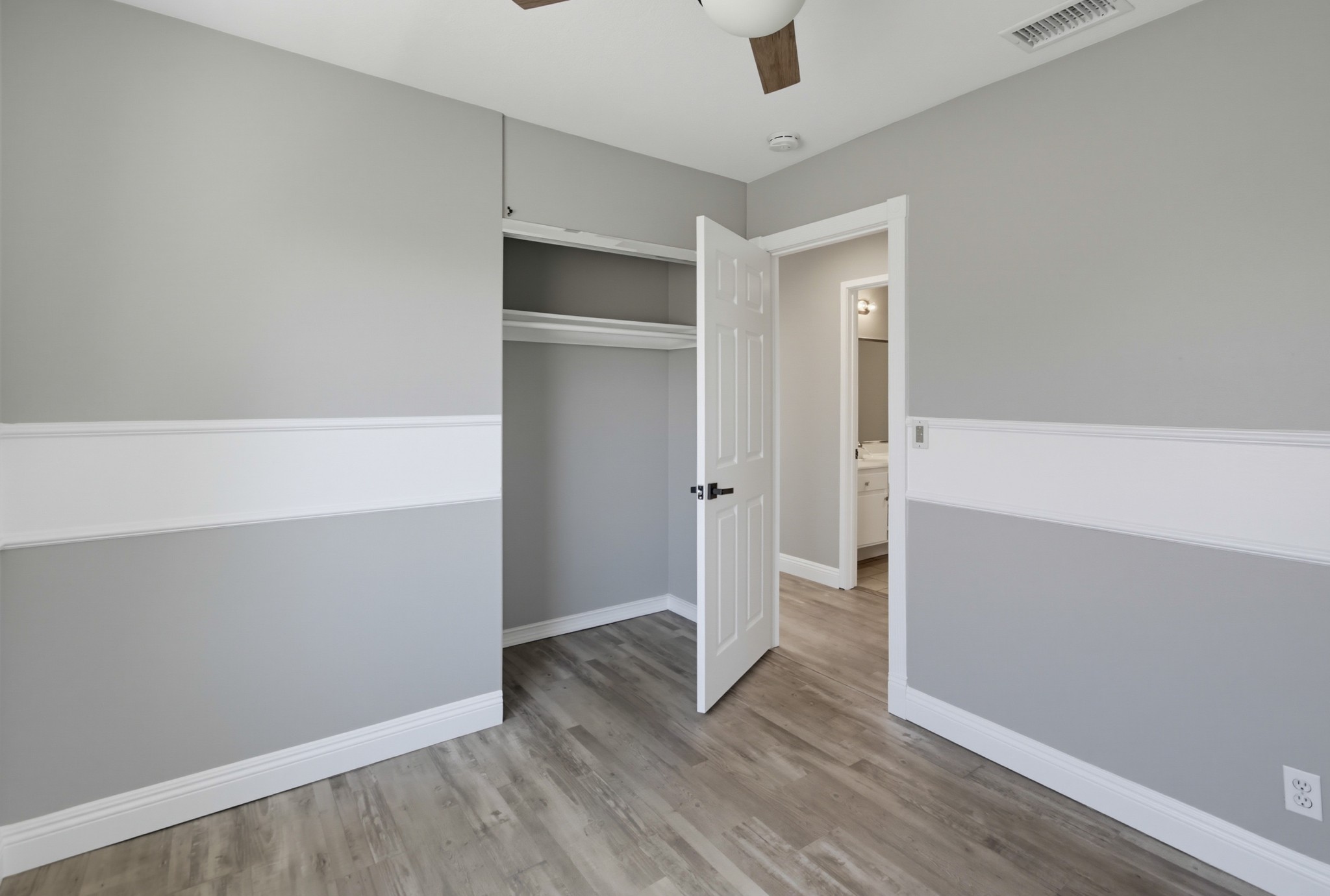 Virtual tour photo 32 of 52 for 1810 Manzanita Ct
