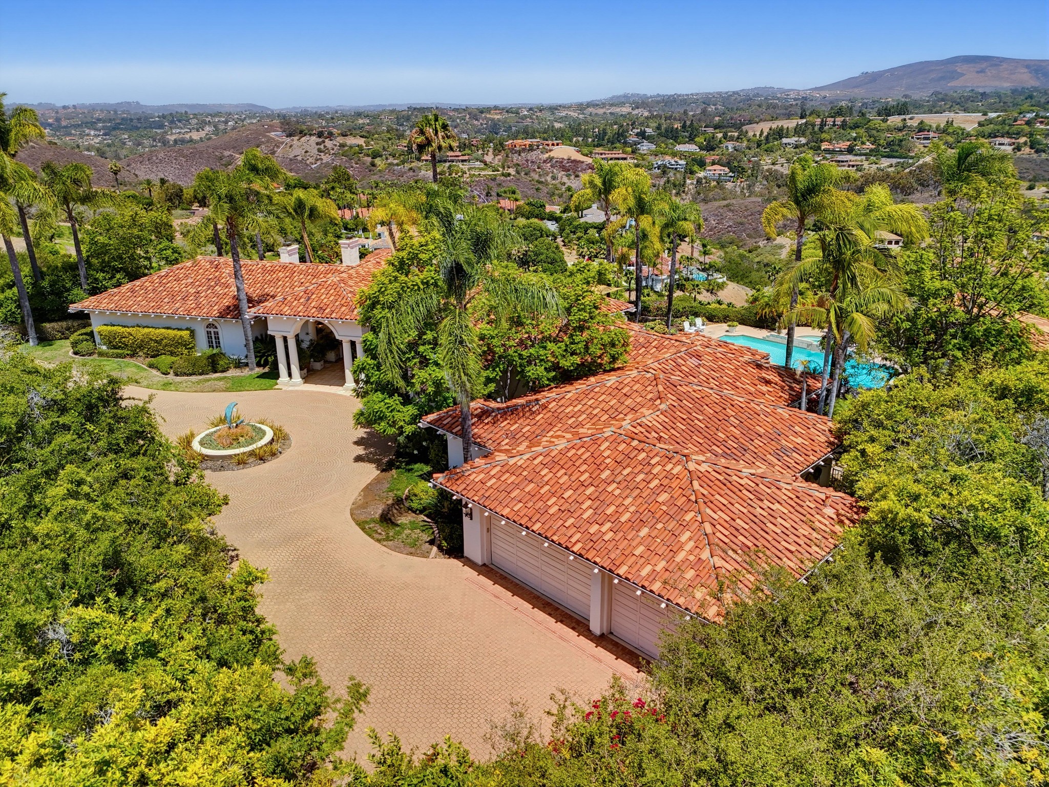 Virtual tour photo 4 of 35 for 18103 Via Ascenso