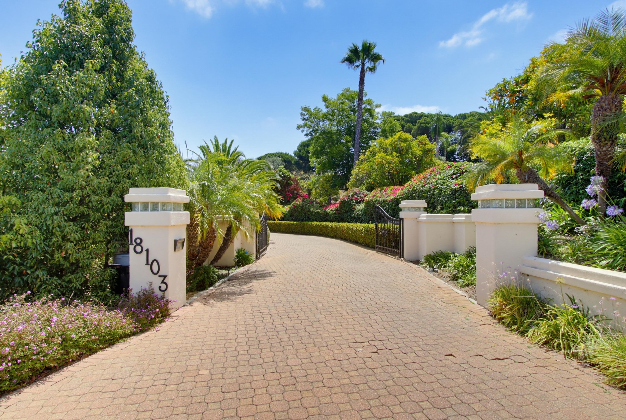Virtual tour photo 1 of 134 for 18103 Via Ascenso