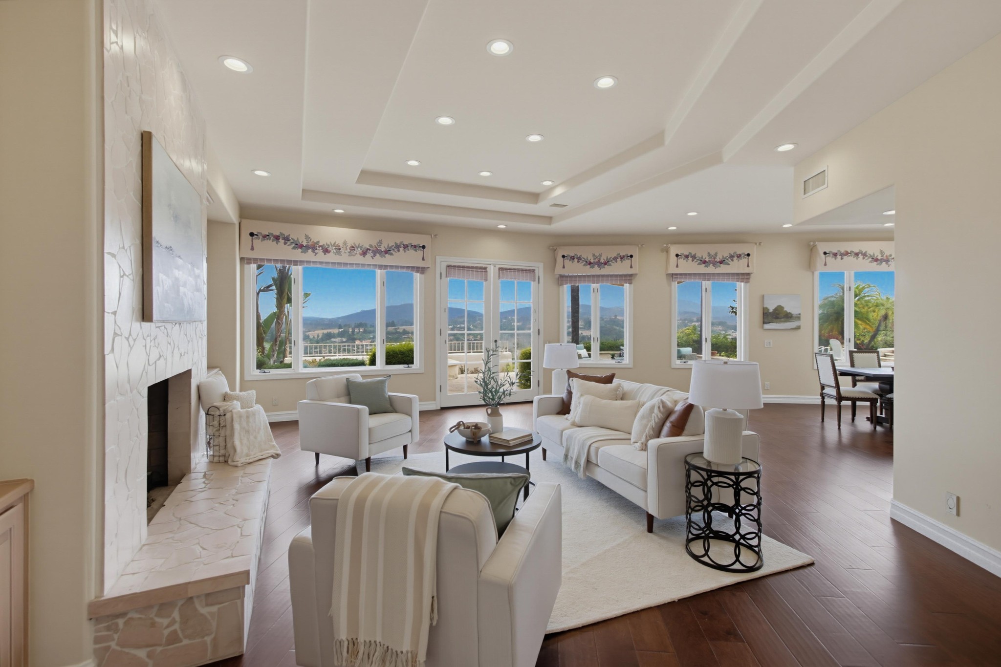 Virtual tour photo 15 of 134 for 18103 Via Ascenso