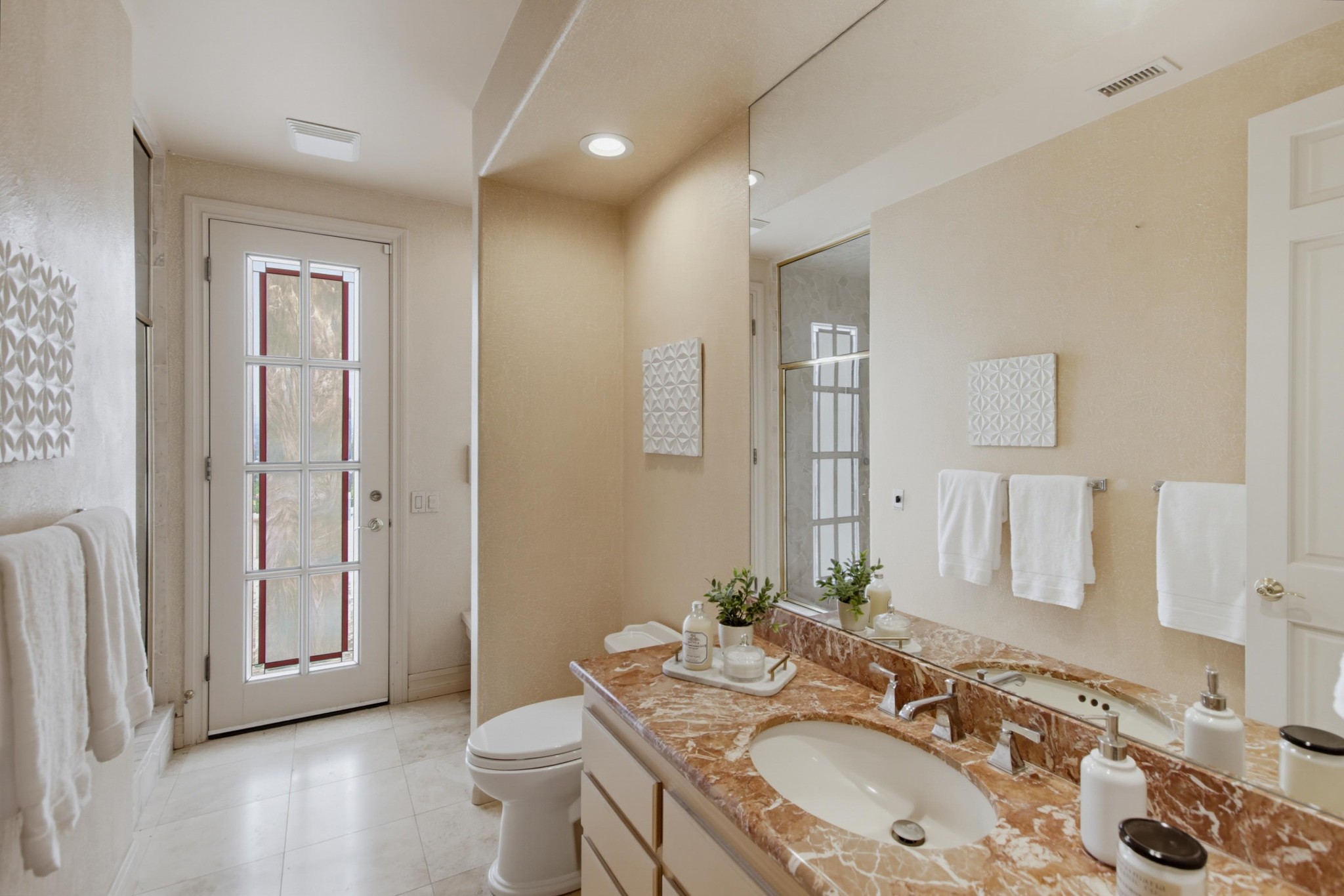 Virtual tour photo 29 of 134 for 18103 Via Ascenso