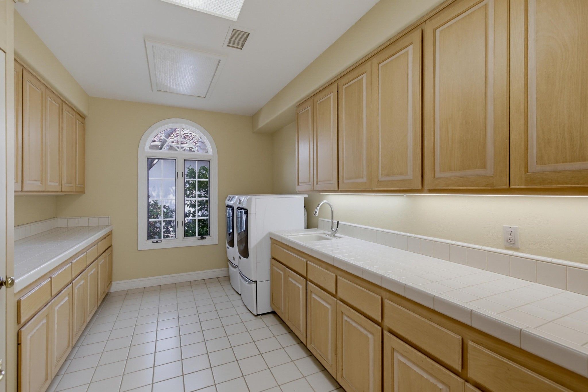 Virtual tour photo 47 of 134 for 18103 Via Ascenso