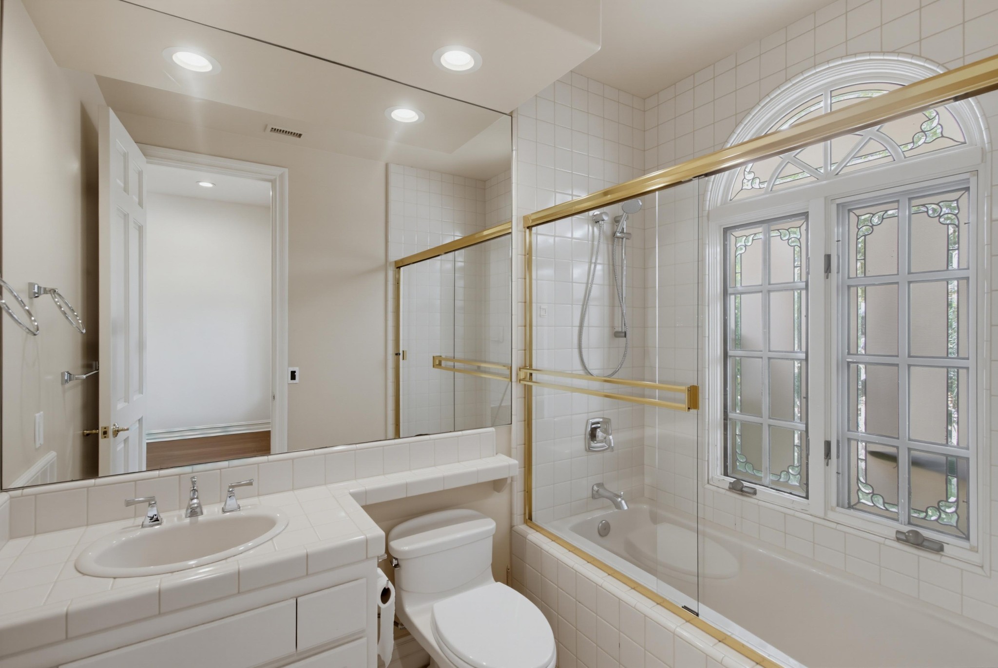 Virtual tour photo 51 of 134 for 18103 Via Ascenso