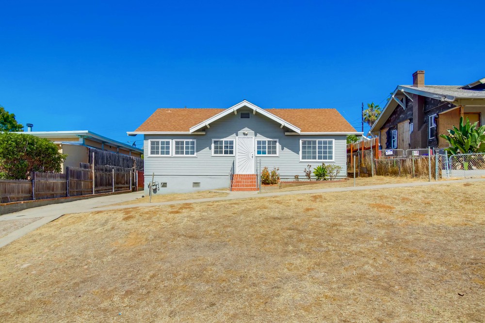 Virtual tour photo 1 of 42 for 1812 Bancroft St