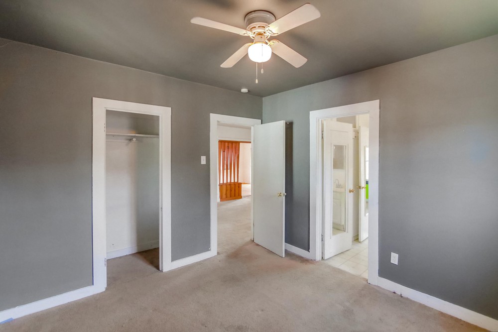 Virtual tour photo 26 of 42 for 1812 Bancroft St