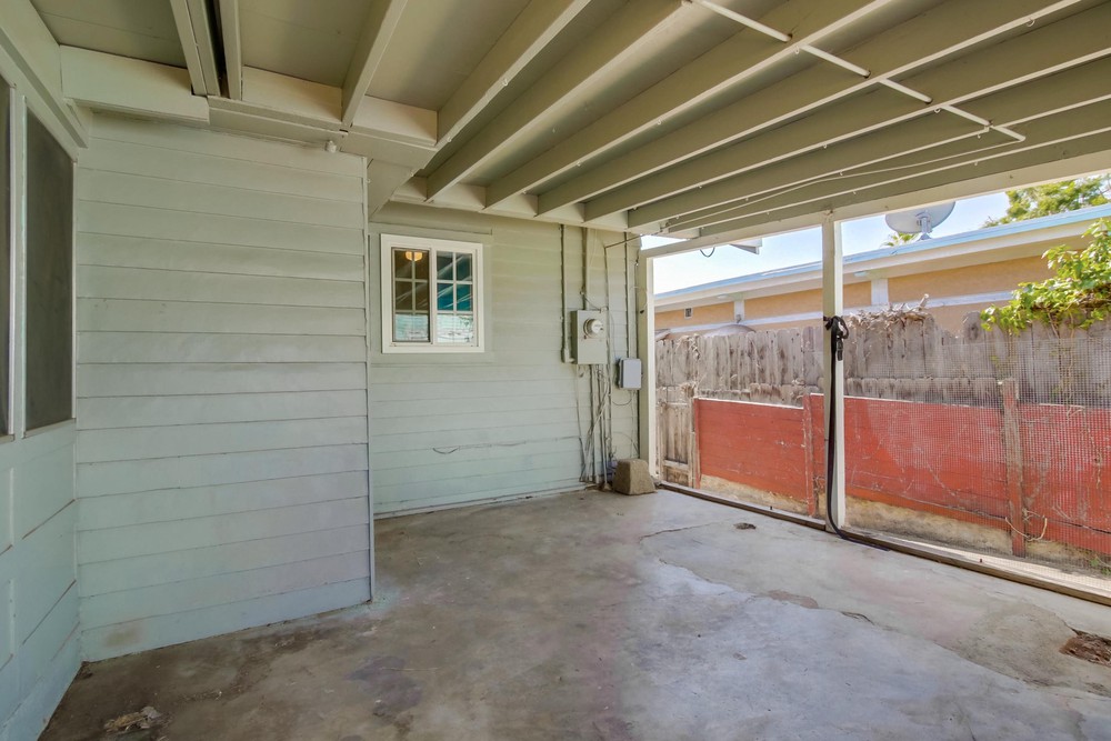 Virtual tour photo 39 of 42 for 1812 Bancroft St