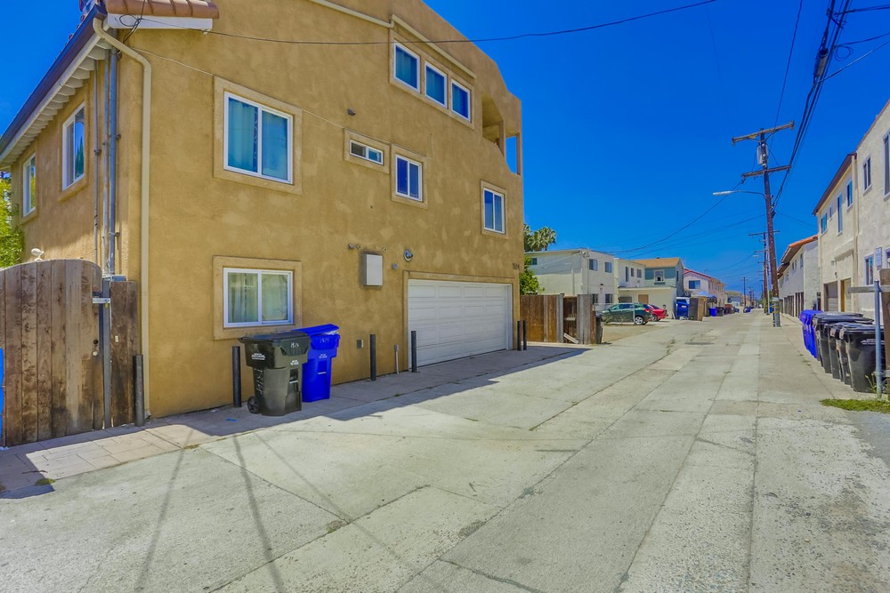 Virtual tour photo 23 of 45 for 1812 Diamond St
