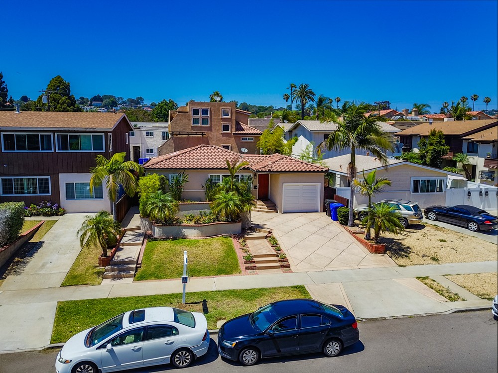 Virtual tour photo 41 of 45 for 1812 Diamond St