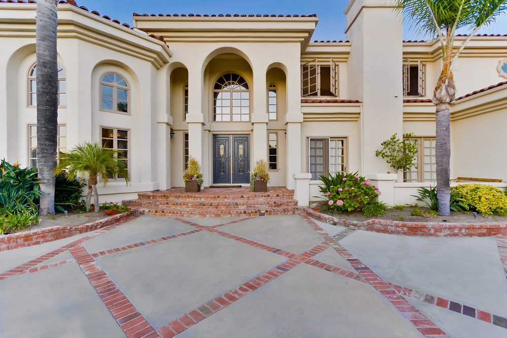 Virtual tour photo 4 of 63 for 18135 Querida Sol