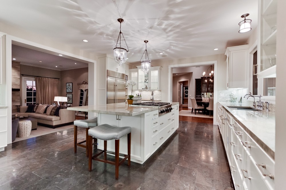 Virtual tour photo 15 of 63 for 18135 Querida Sol