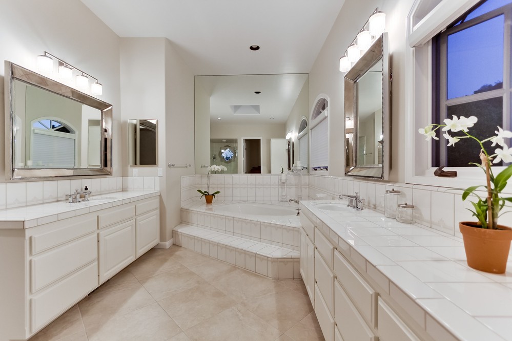 Virtual tour photo 33 of 63 for 18135 Querida Sol