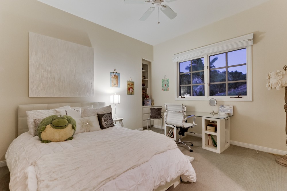 Virtual tour photo 35 of 63 for 18135 Querida Sol