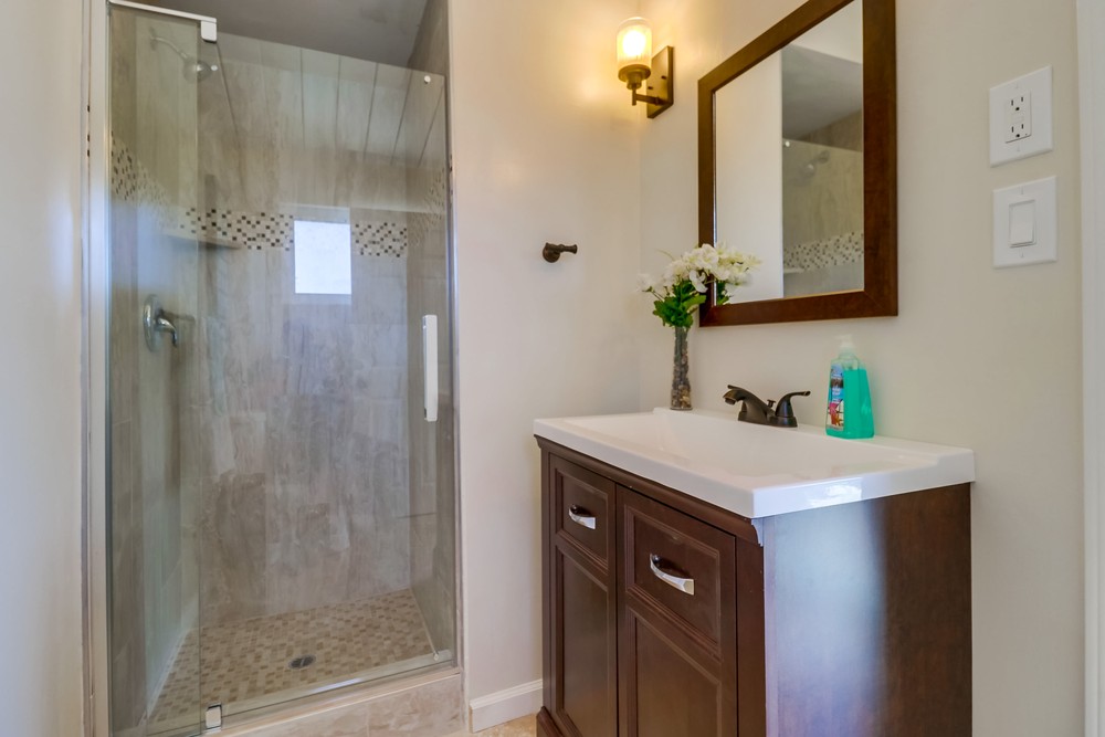 Virtual tour photo 22 of 40 for 1814 Oakshire Ct