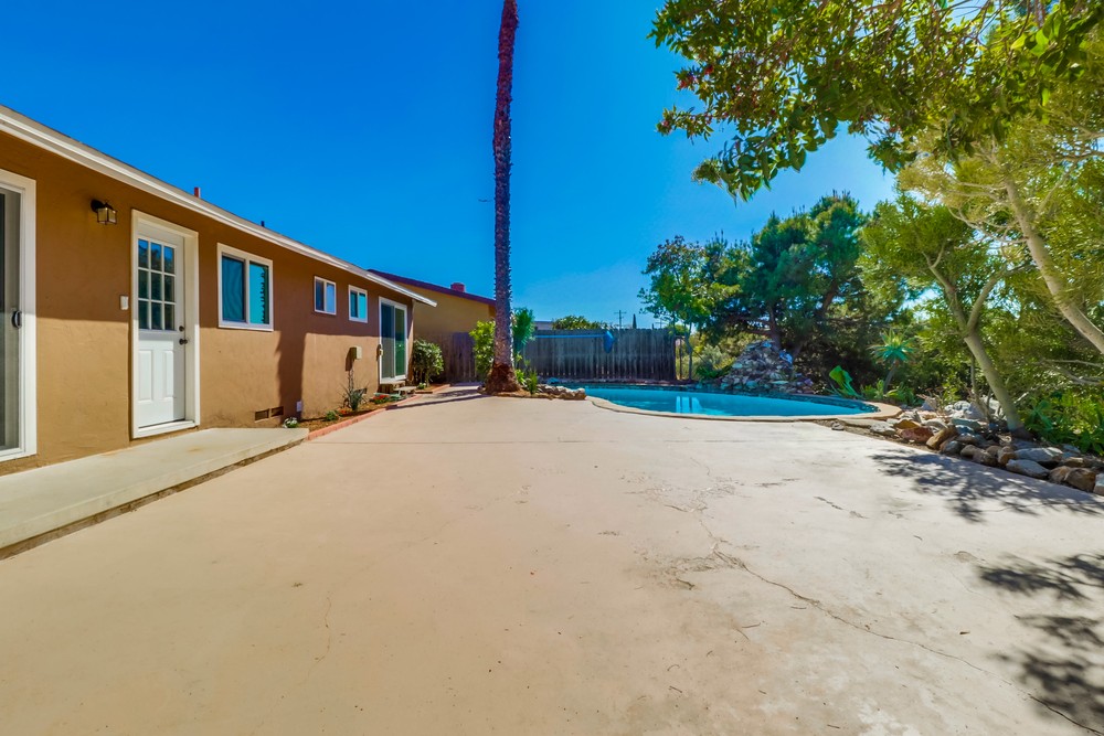 Virtual tour photo 34 of 40 for 1814 Oakshire Ct