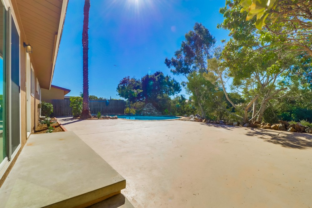 Virtual tour photo 35 of 40 for 1814 Oakshire Ct