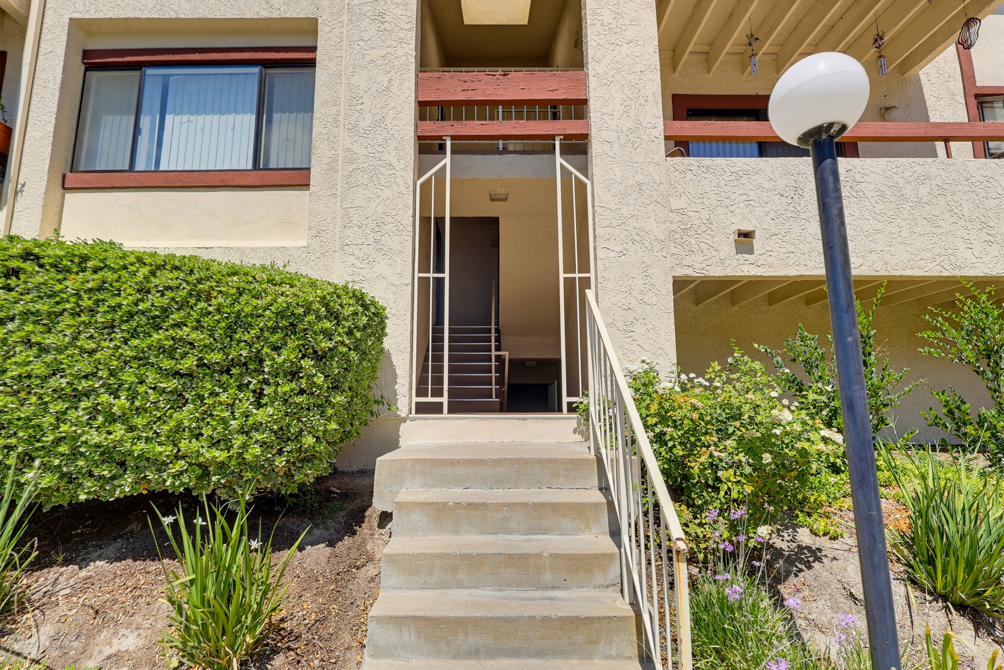 Virtual tour photo 5 of 54 for 18142 American Beauty Dr