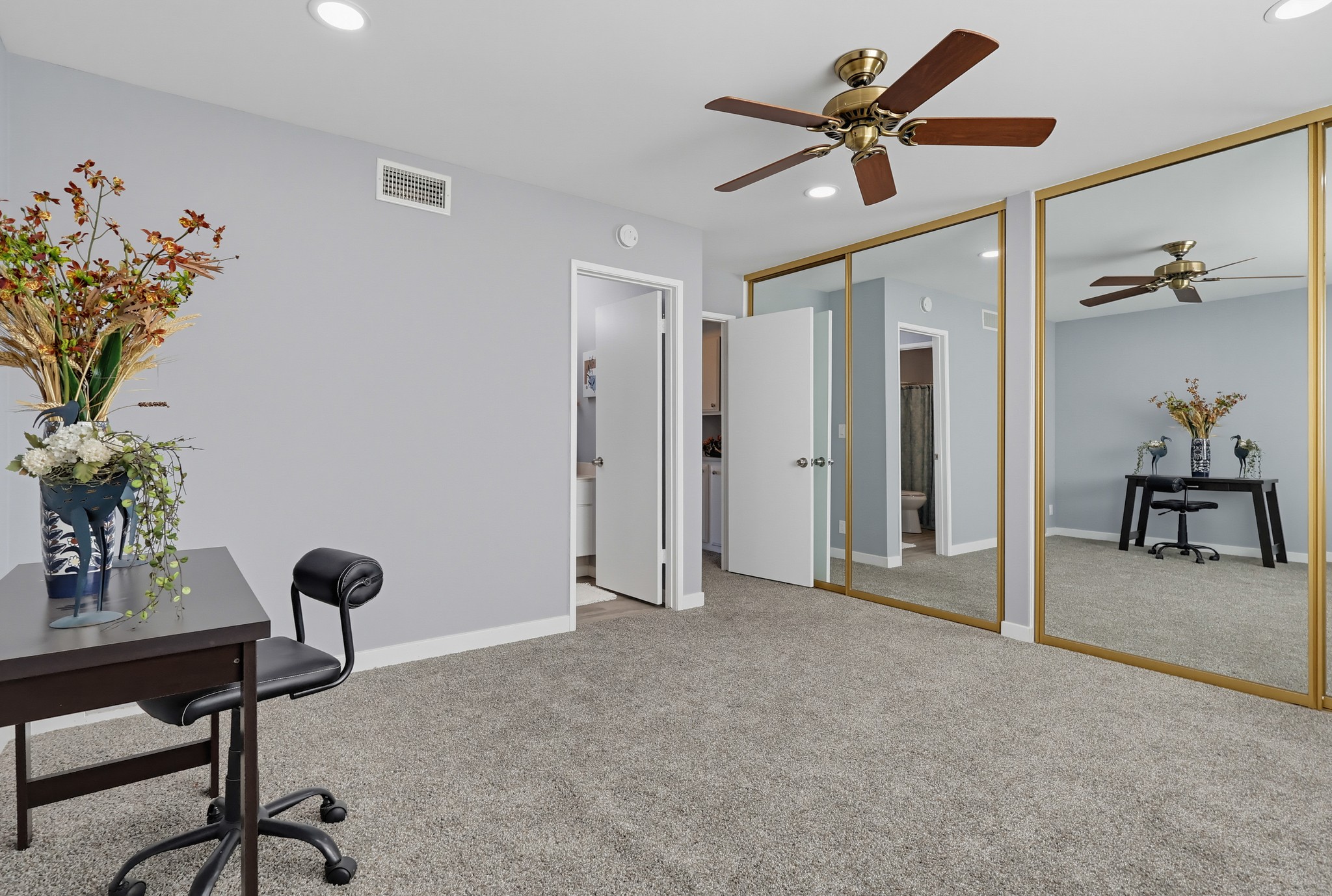 Virtual tour photo 49 of 94 for 1817 Mt Shasta Dr
