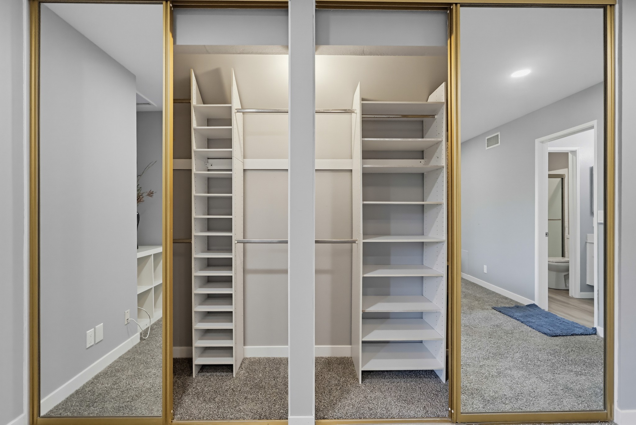 Virtual tour photo 72 of 94 for 1817 Mt Shasta Dr