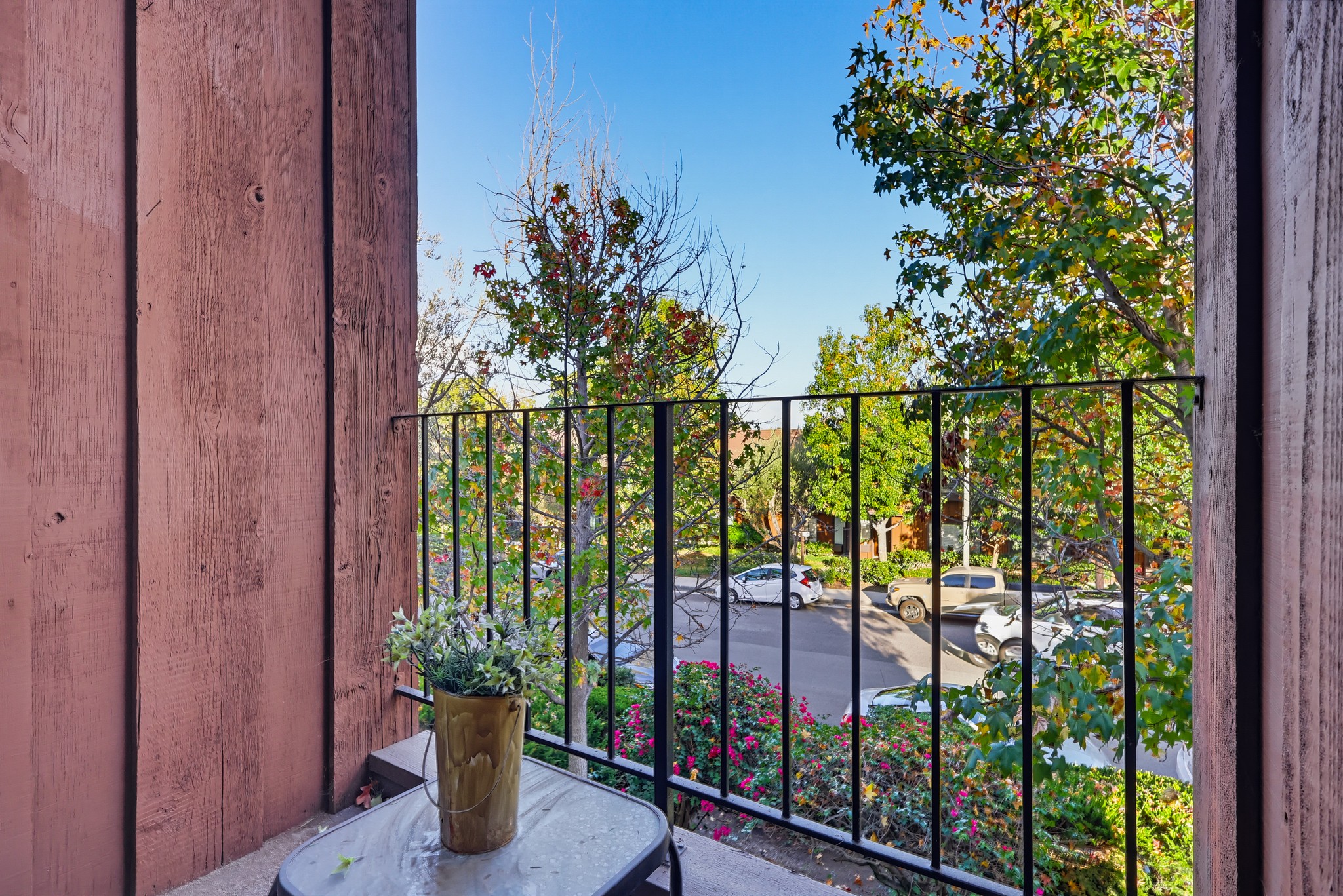 Virtual tour photo 74 of 94 for 1817 Mt Shasta Dr
