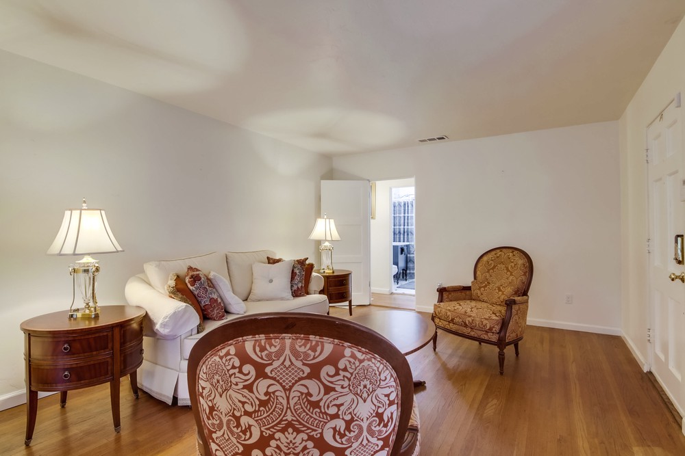 Virtual tour photo 16 of 79 for 1819 Catalina Blvd