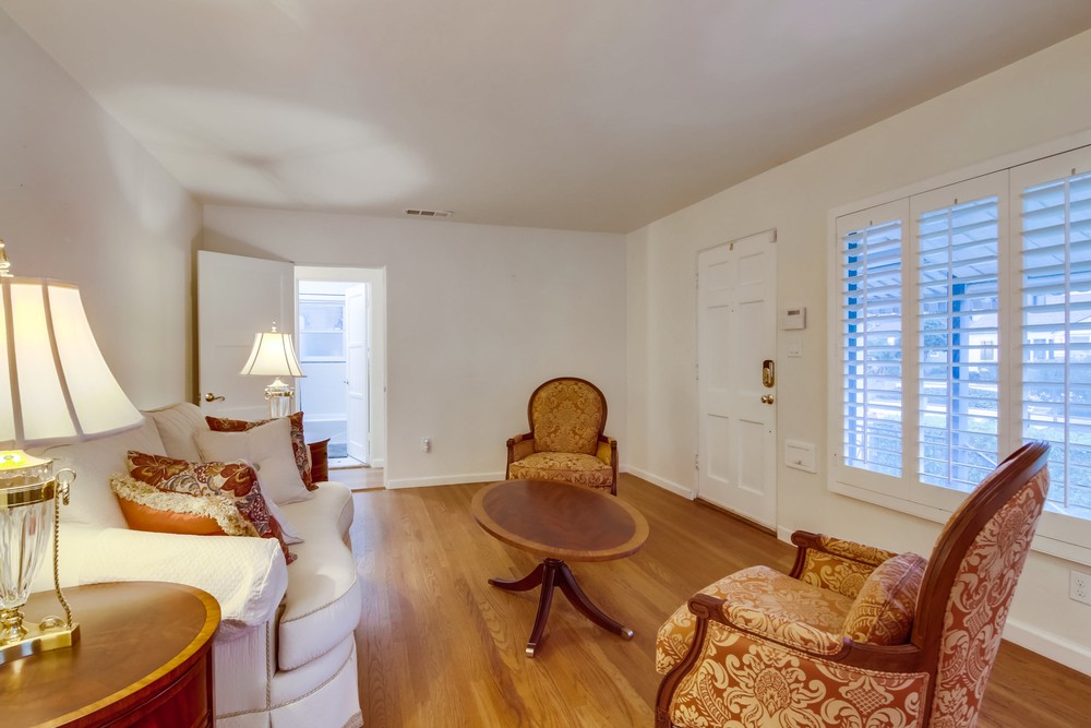 Virtual tour photo 17 of 79 for 1819 Catalina Blvd
