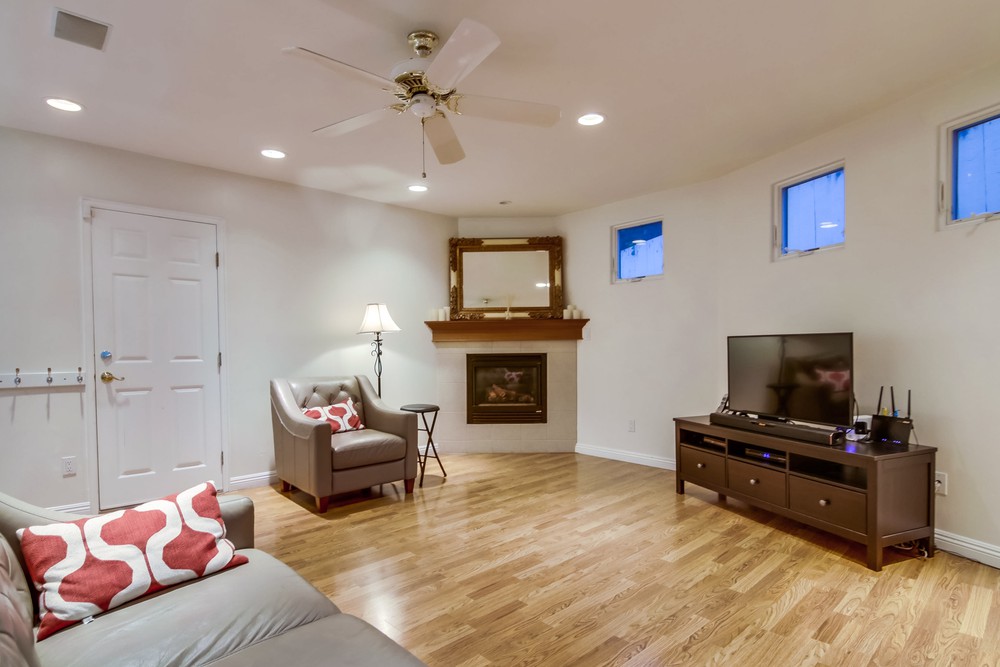 Virtual tour photo 22 of 79 for 1819 Catalina Blvd