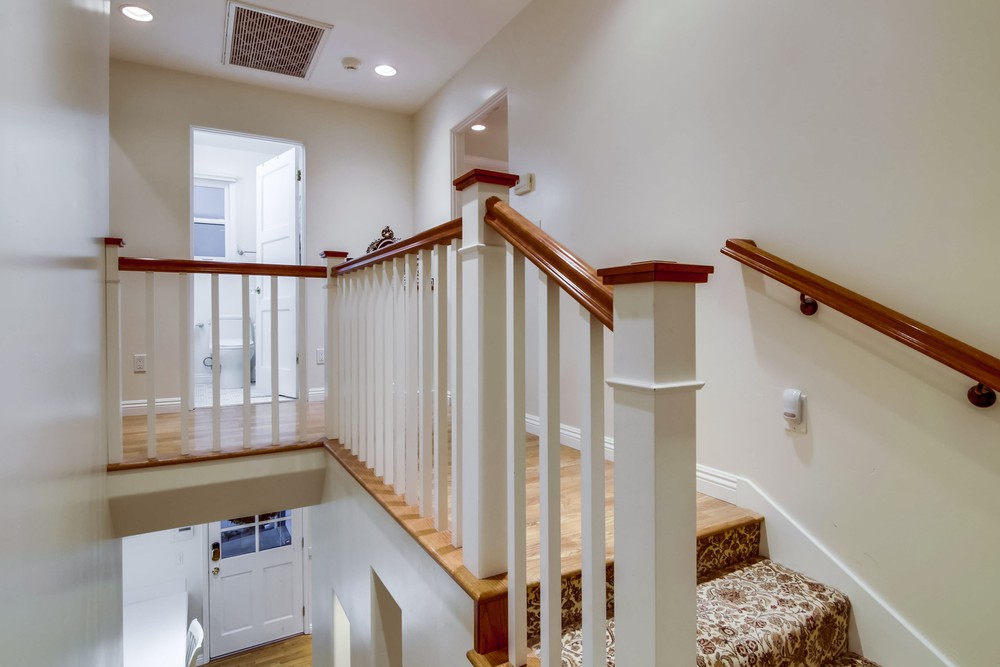 Virtual tour photo 38 of 79 for 1819 Catalina Blvd