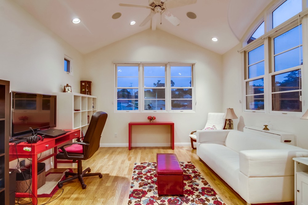 Virtual tour photo 40 of 79 for 1819 Catalina Blvd