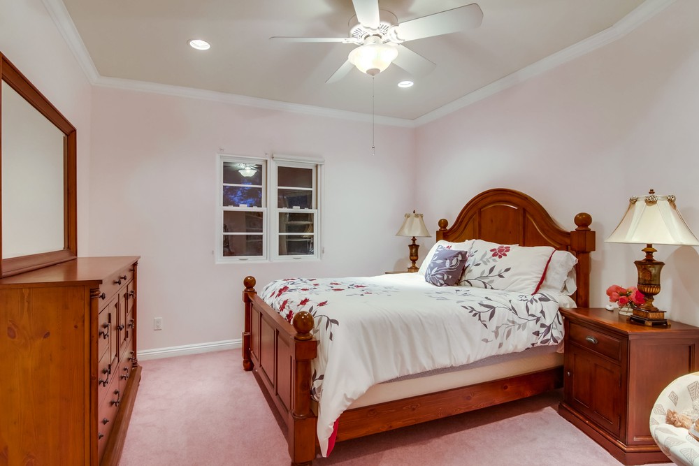 Virtual tour photo 47 of 79 for 1819 Catalina Blvd