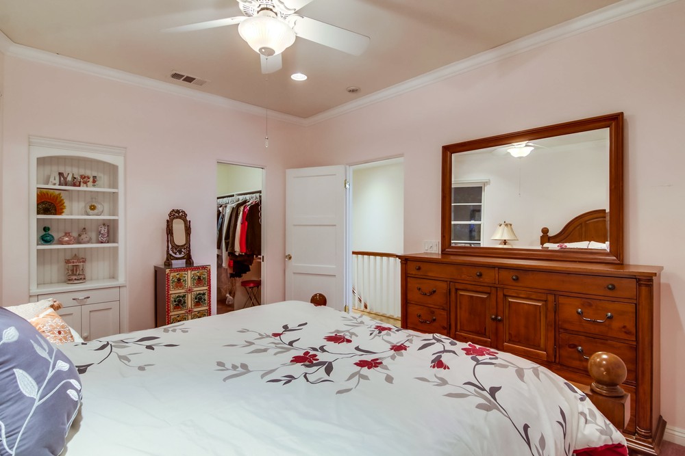 Virtual tour photo 49 of 79 for 1819 Catalina Blvd