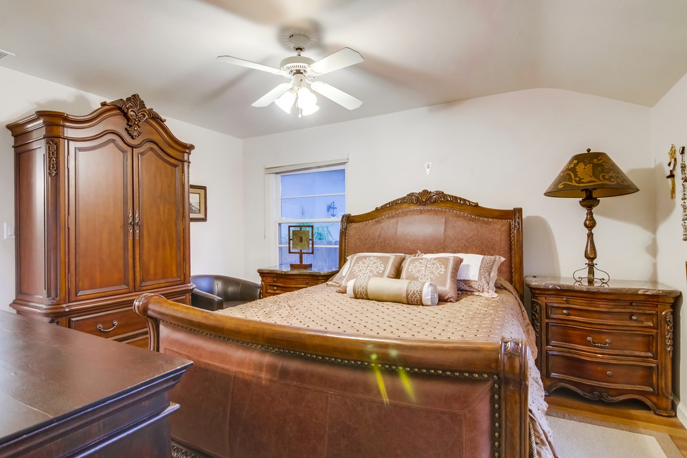Virtual tour photo 54 of 79 for 1819 Catalina Blvd