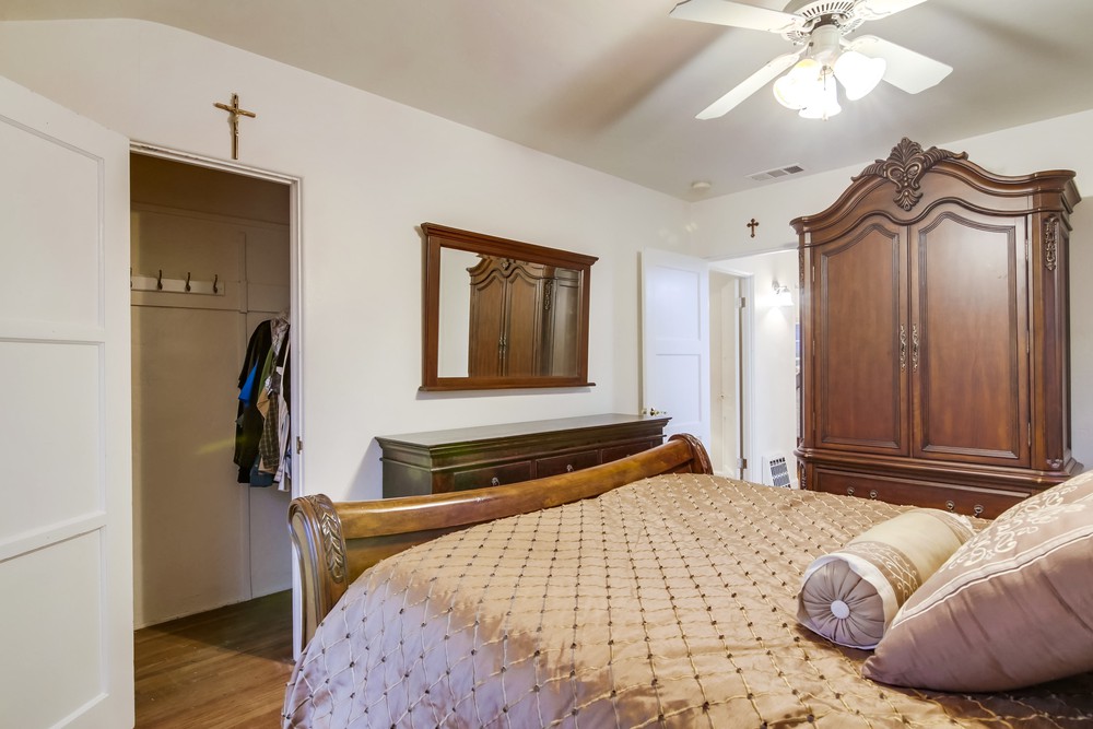 Virtual tour photo 55 of 79 for 1819 Catalina Blvd