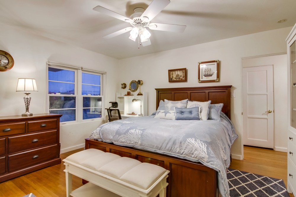 Virtual tour photo 60 of 79 for 1819 Catalina Blvd