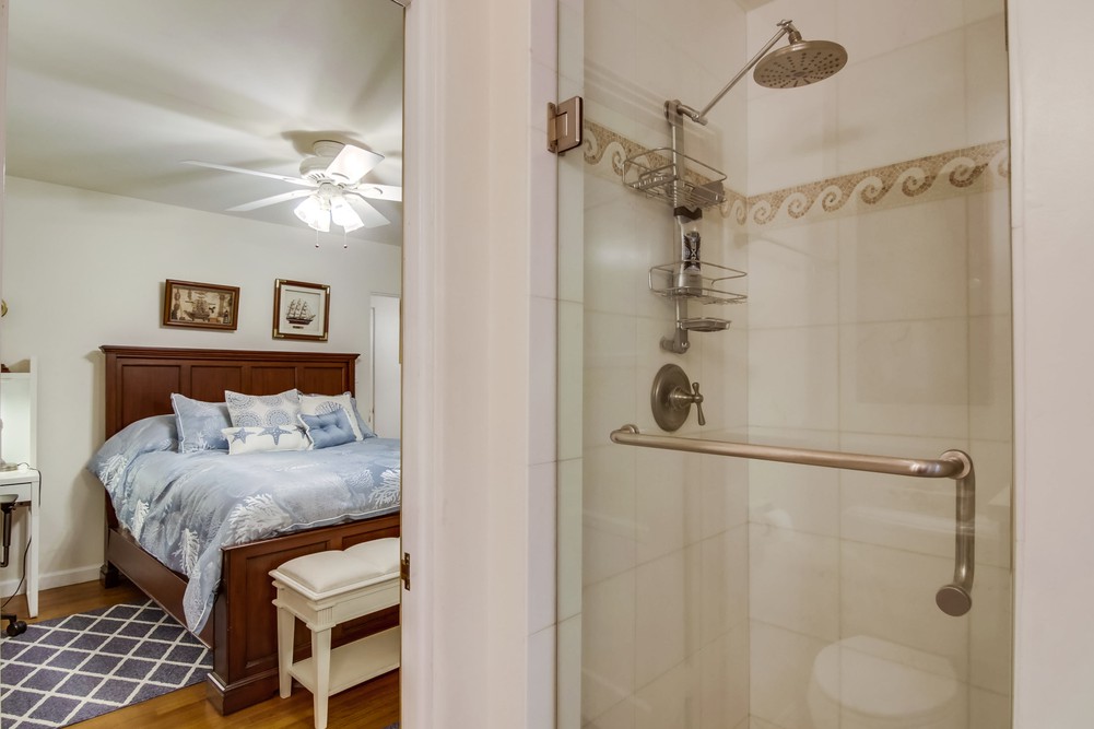 Virtual tour photo 65 of 79 for 1819 Catalina Blvd