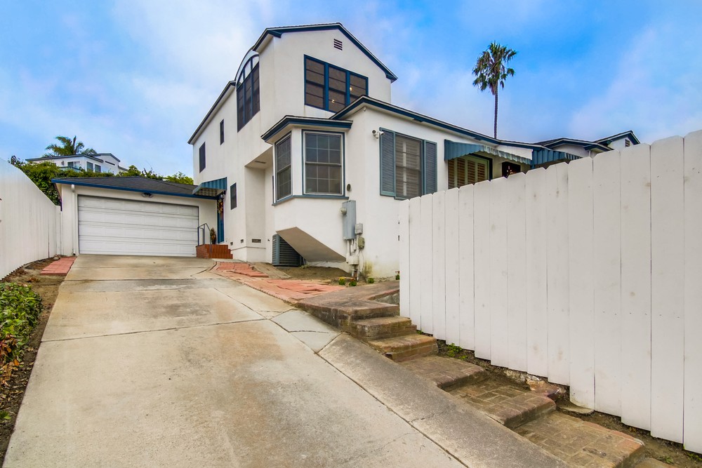 Virtual tour photo 70 of 79 for 1819 Catalina Blvd