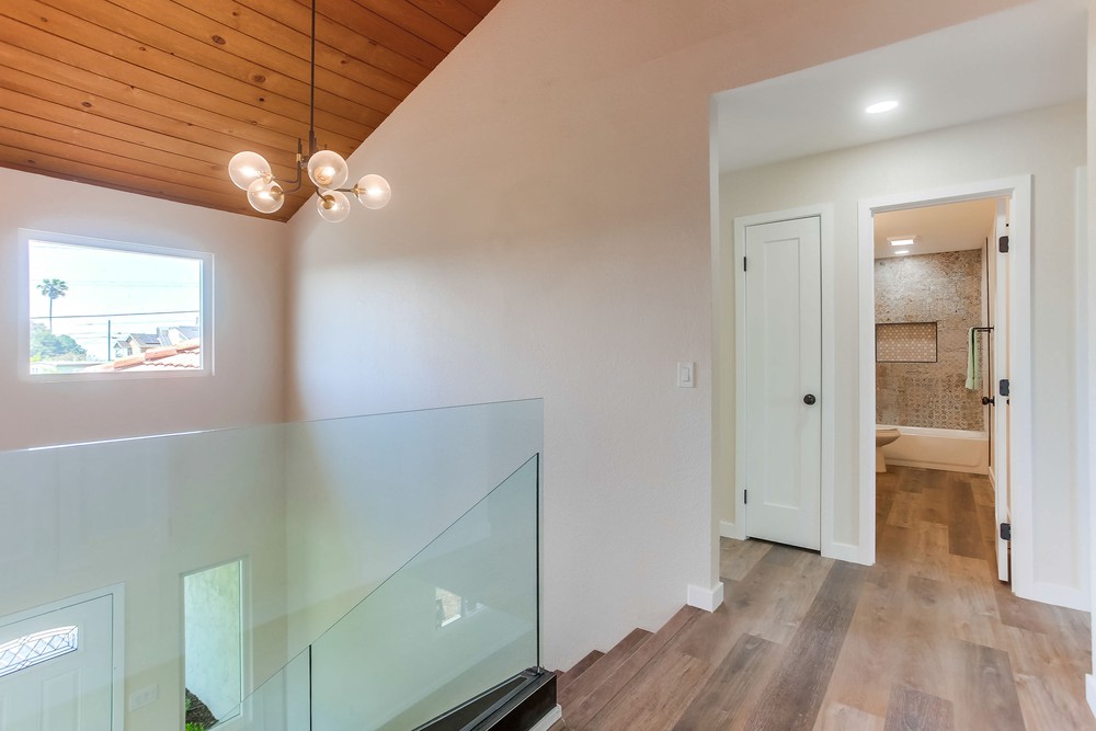 Virtual tour photo 37 of 77 for 1819 Galveston St