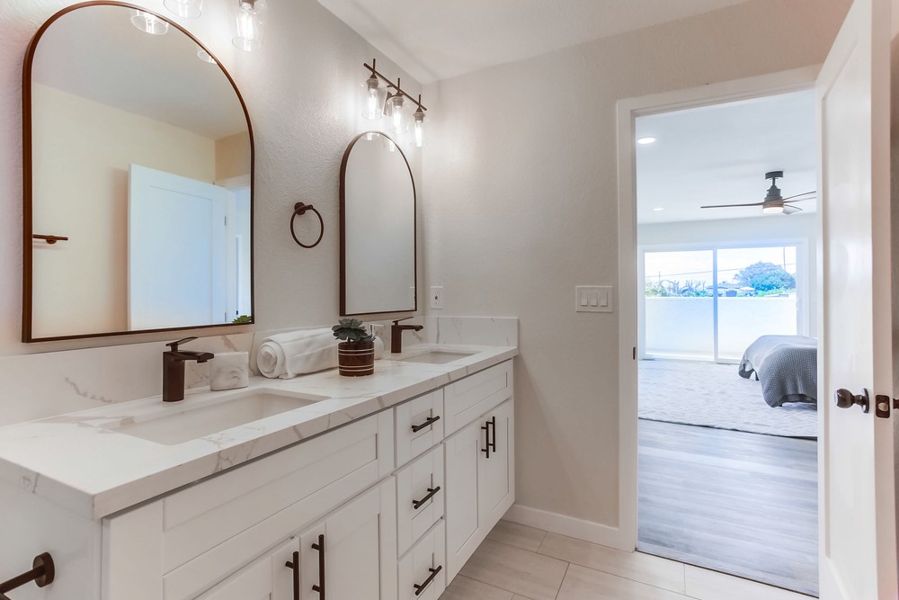 Virtual tour photo 48 of 77 for 1819 Galveston St