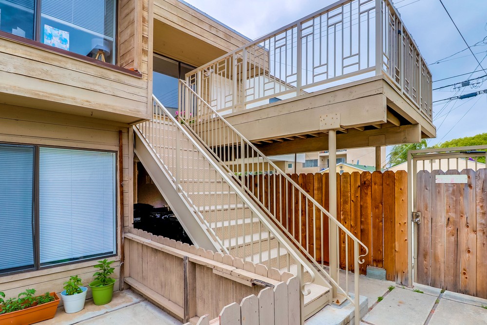 Virtual tour photo 1 of 27 for 1821 Grand Ave C