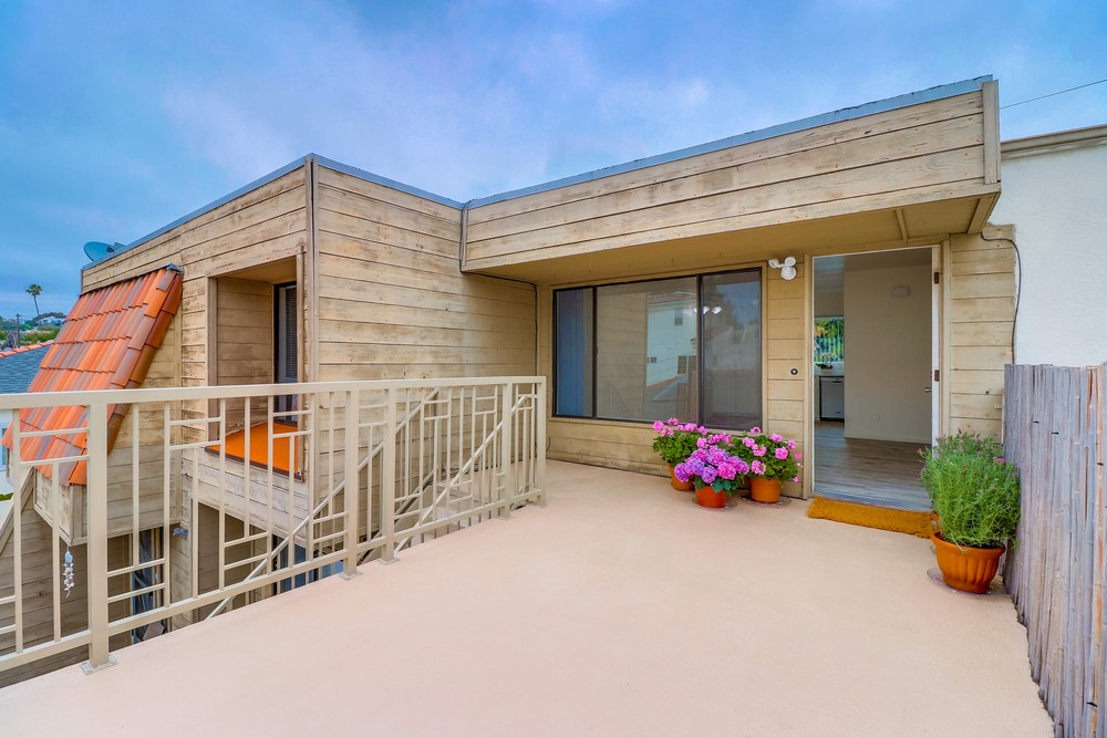 Virtual tour photo 4 of 27 for 1821 Grand Ave C