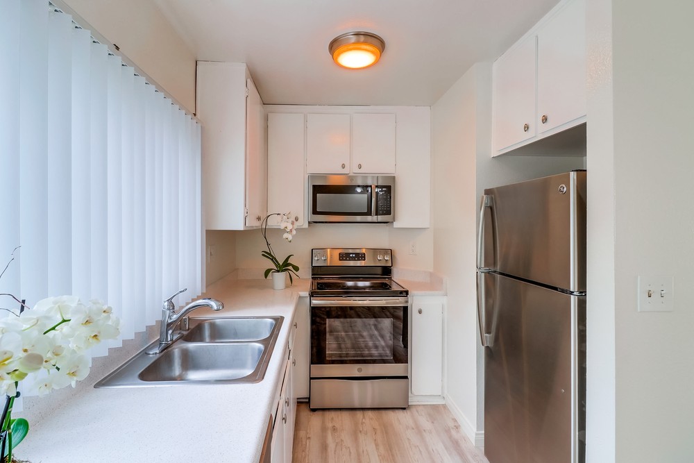 Virtual tour photo 15 of 27 for 1821 Grand Ave C