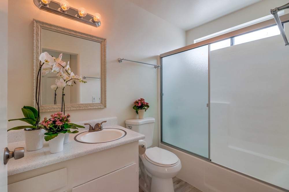 Virtual tour photo 23 of 27 for 1821 Grand Ave C