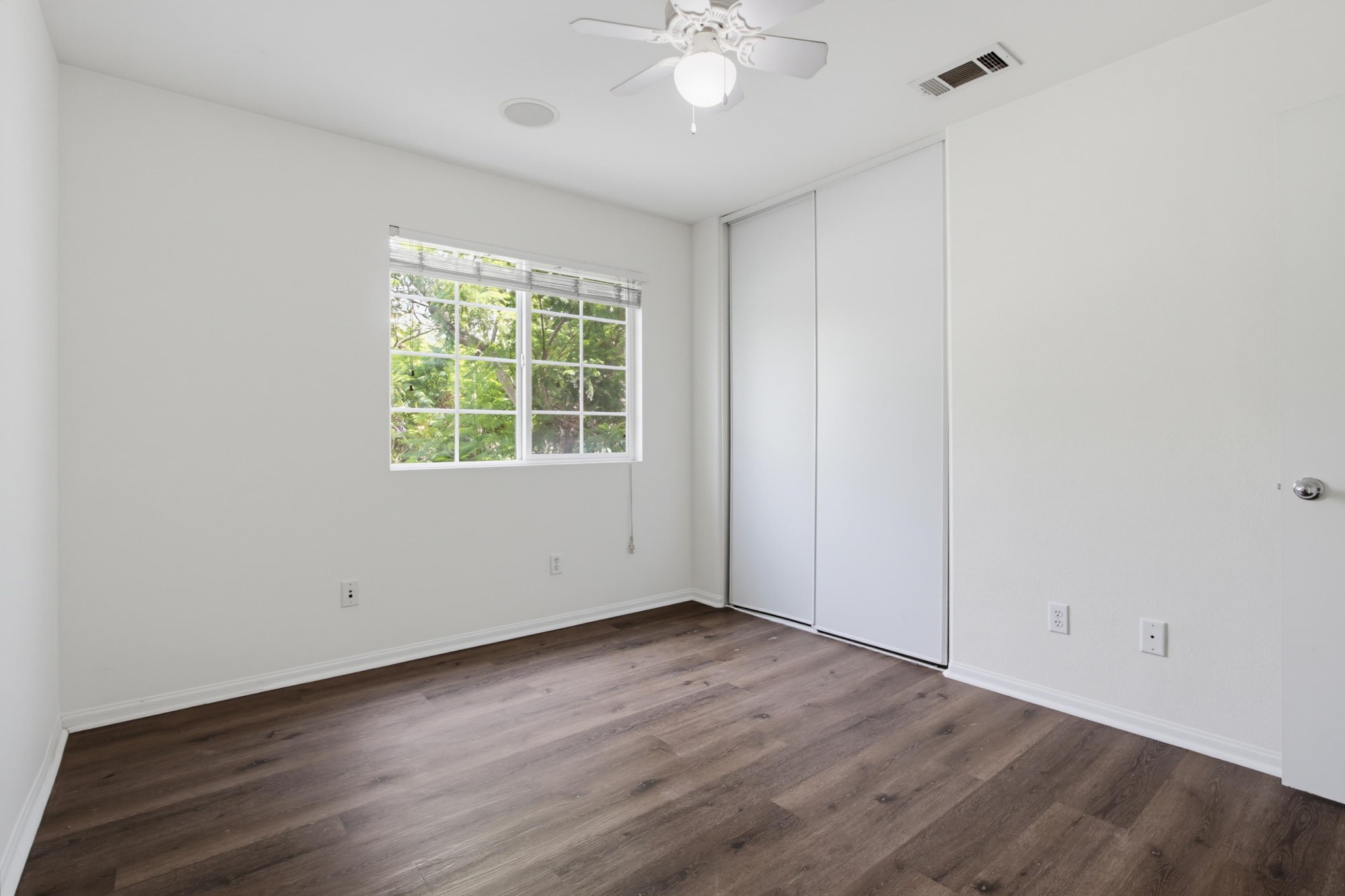 Virtual tour photo 34 of 56 for 1821 Morning View Dr