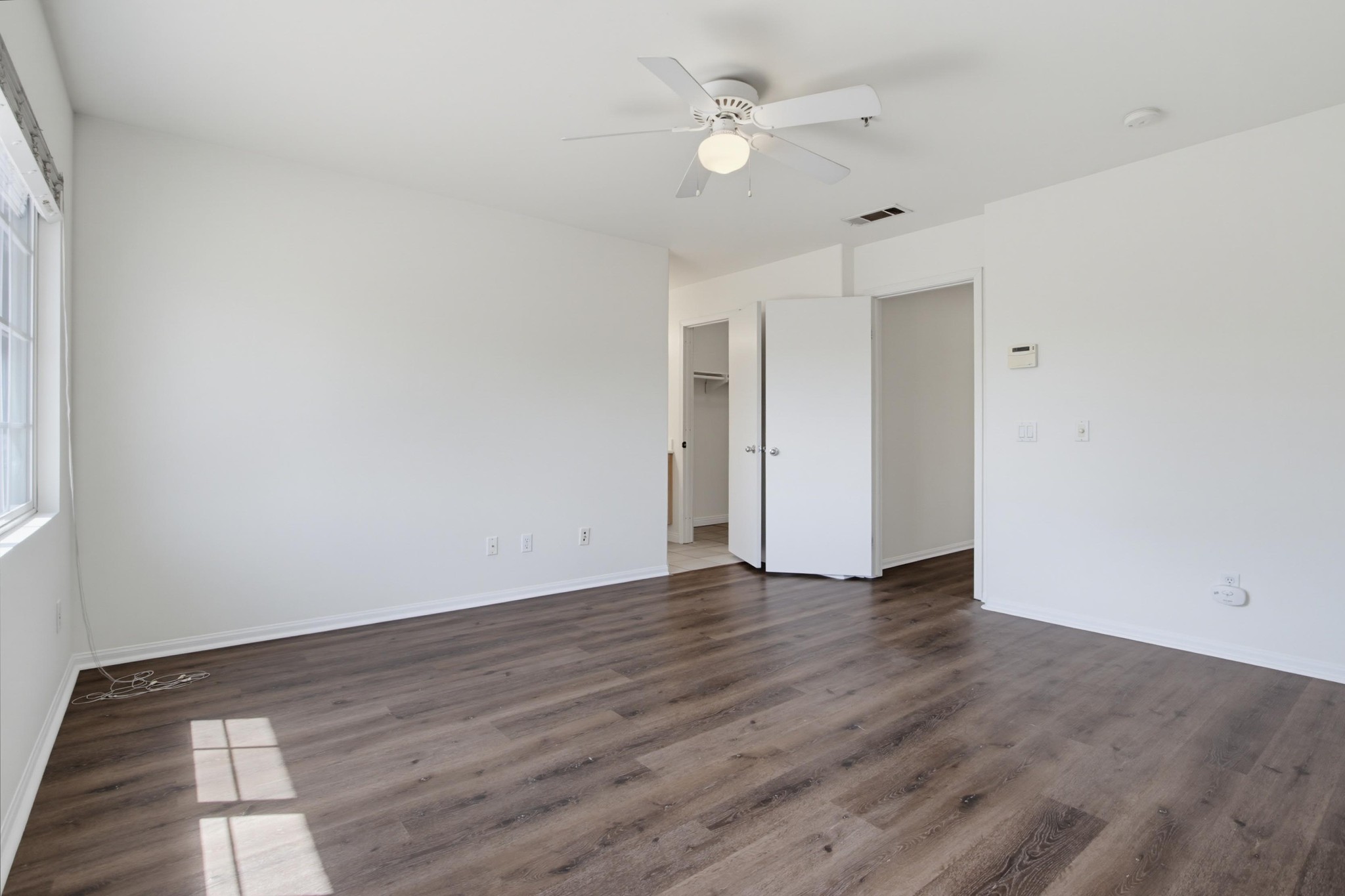 Virtual tour photo 41 of 56 for 1821 Morning View Dr