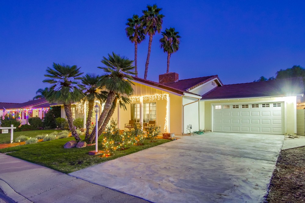 Virtual tour photo 4 of 56 for 18215 Verano Dr
