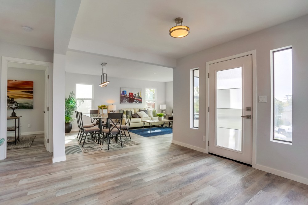 Virtual tour photo 7 of 43 for 1825 Erie St