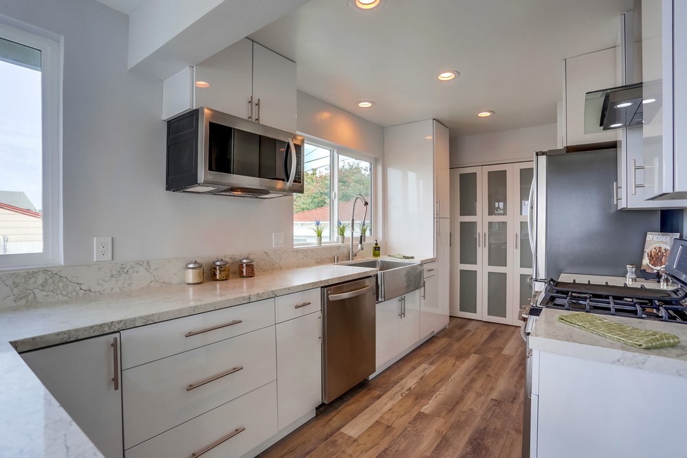 Virtual tour photo 16 of 43 for 1825 Erie St